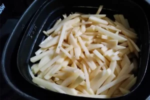 Step-by-step air frying frozen fries